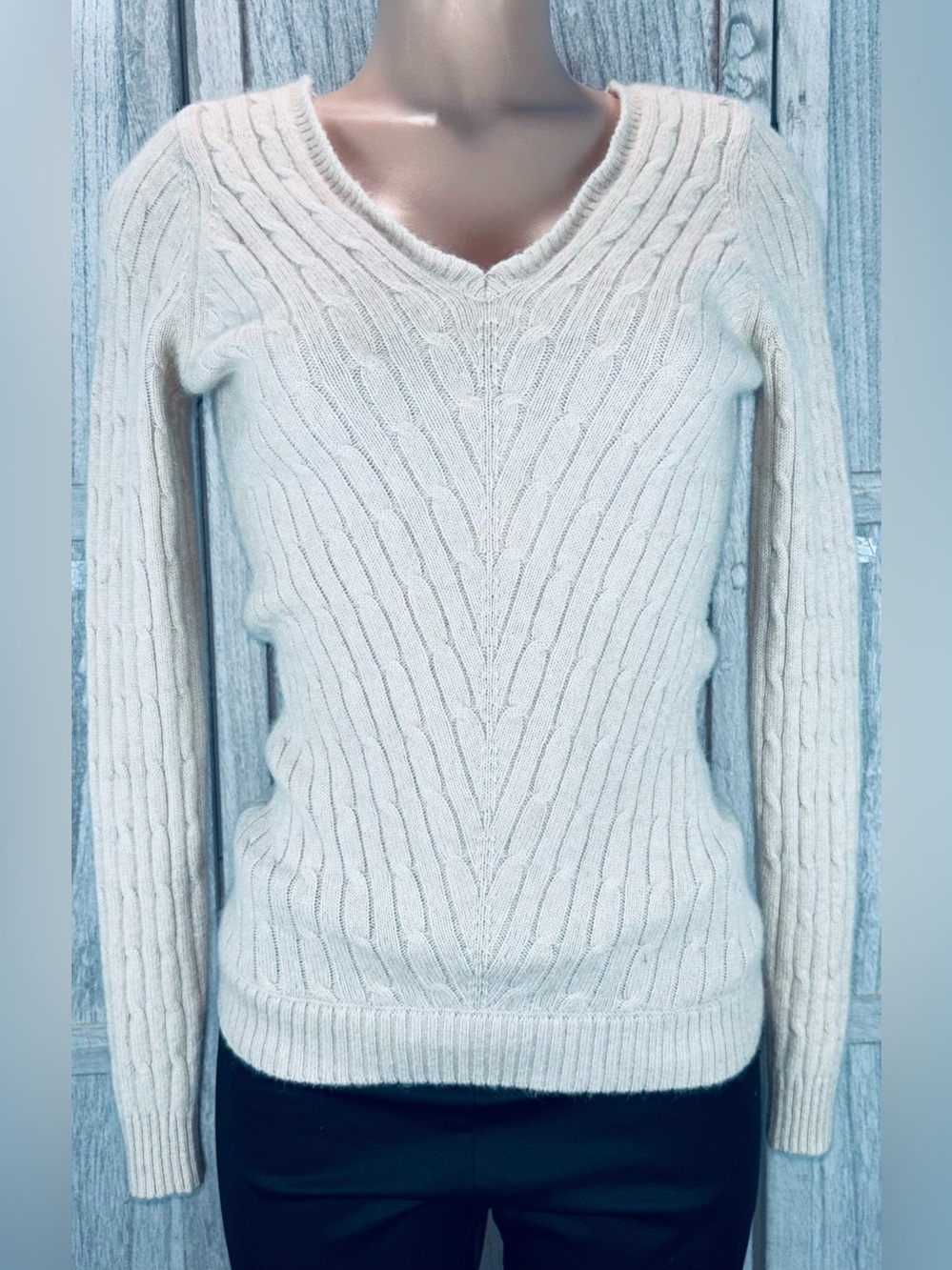 ply cashmere 100% Cashmere V-Neck Cable Knit Chevron Sweater